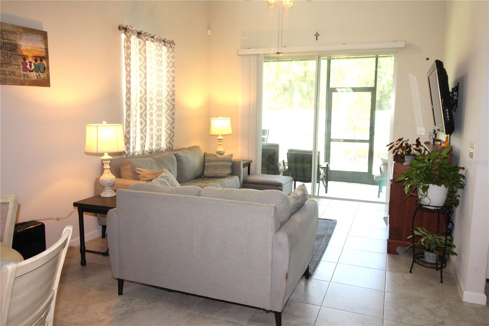 2135 LACEFLOWER DR — photo 14