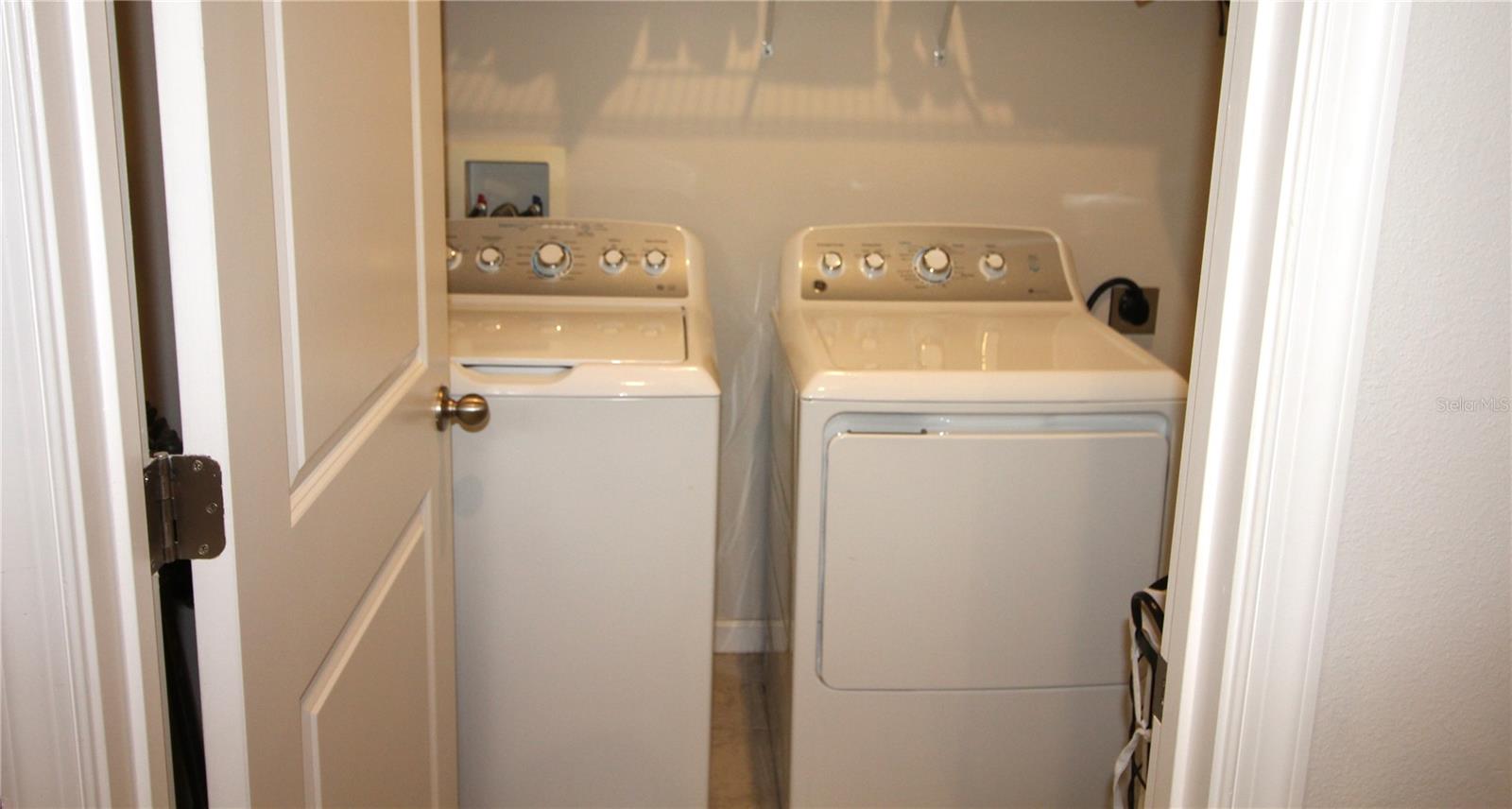 2135 LACEFLOWER DR — photo 35