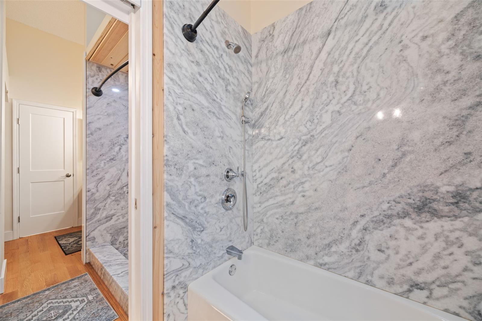 367 MADEIRA CIR — photo 35