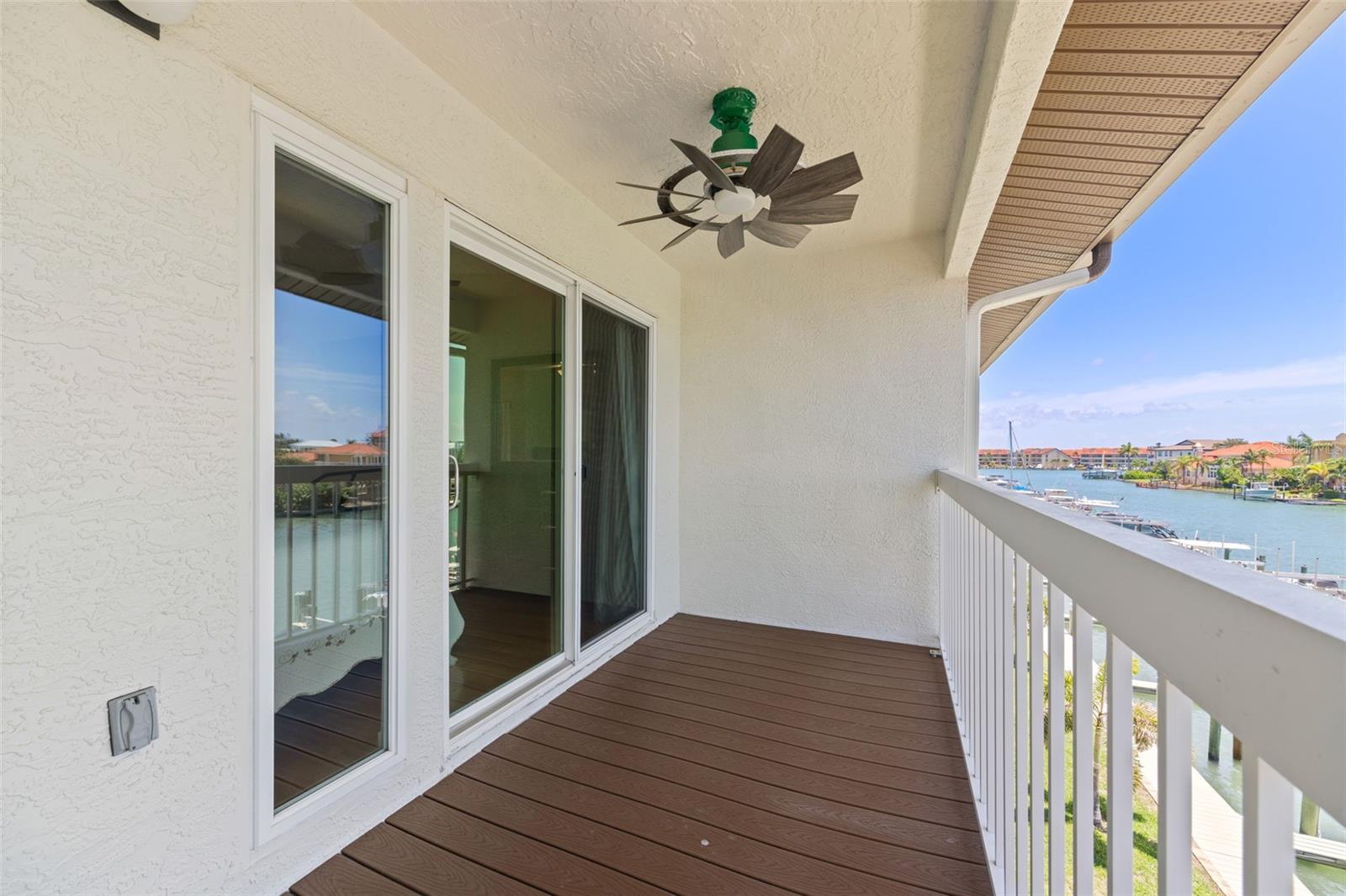 367 MADEIRA CIR — photo 28