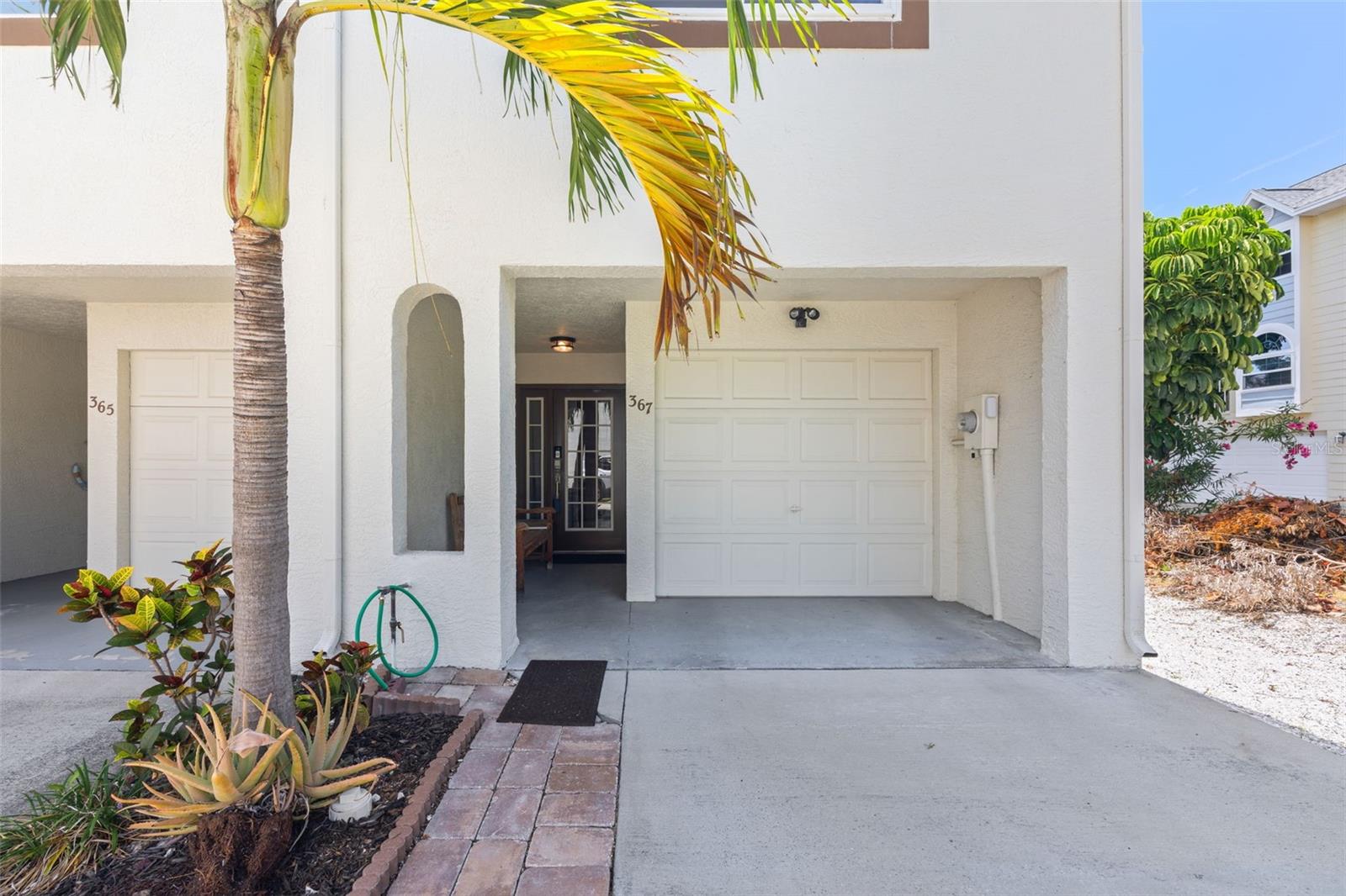 367 MADEIRA CIR — photo 5