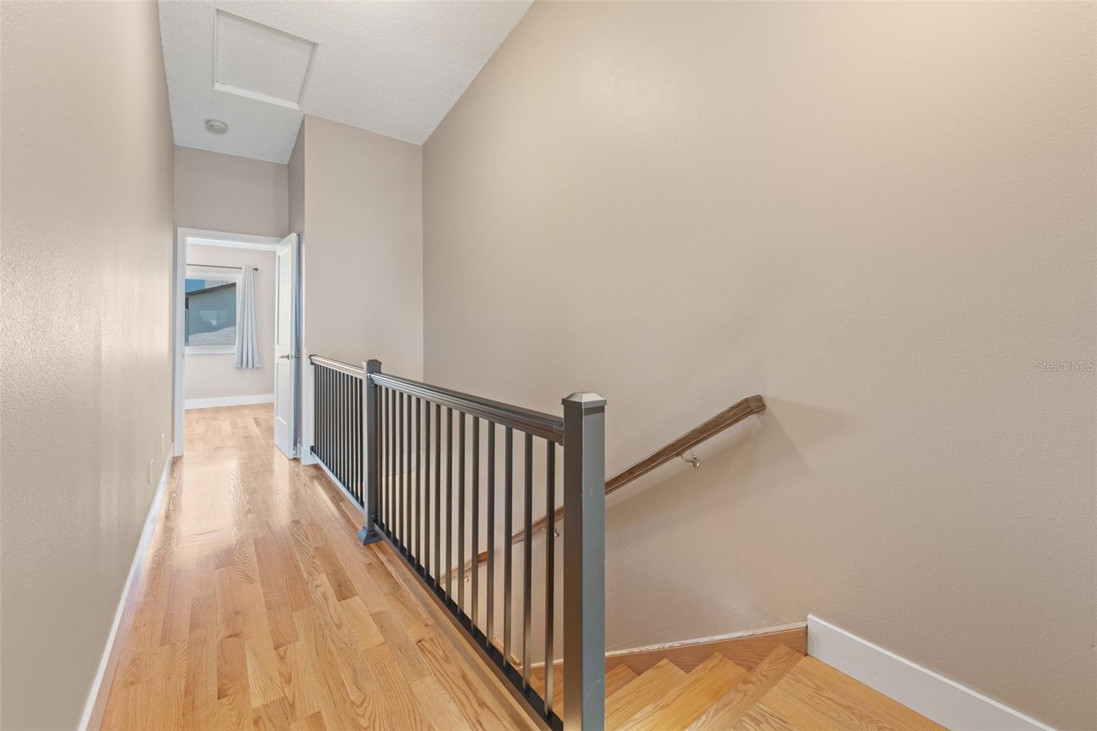 367 MADEIRA CIR — photo 24