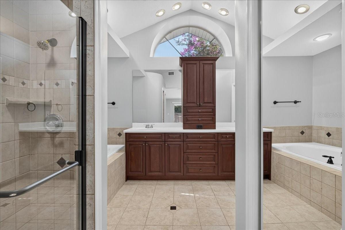 854 CHRISTINA CIR — photo 25
