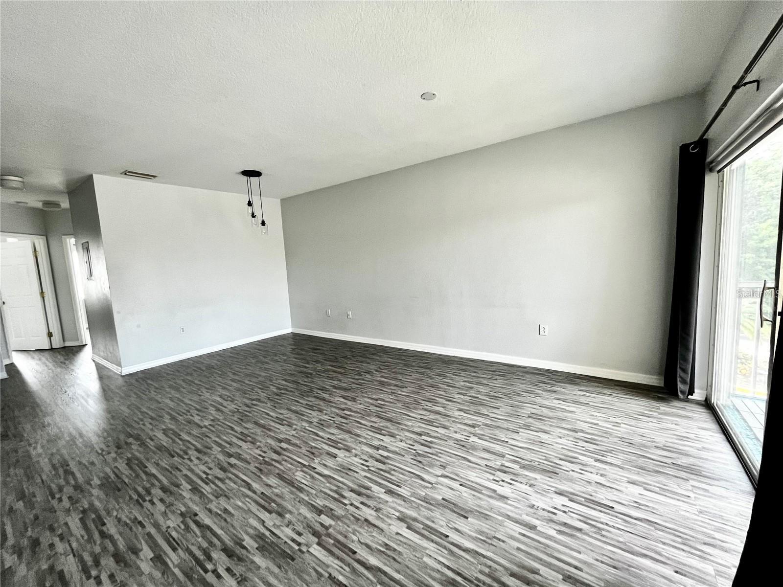 6011 SKYDALE WAY #201 — photo 10
