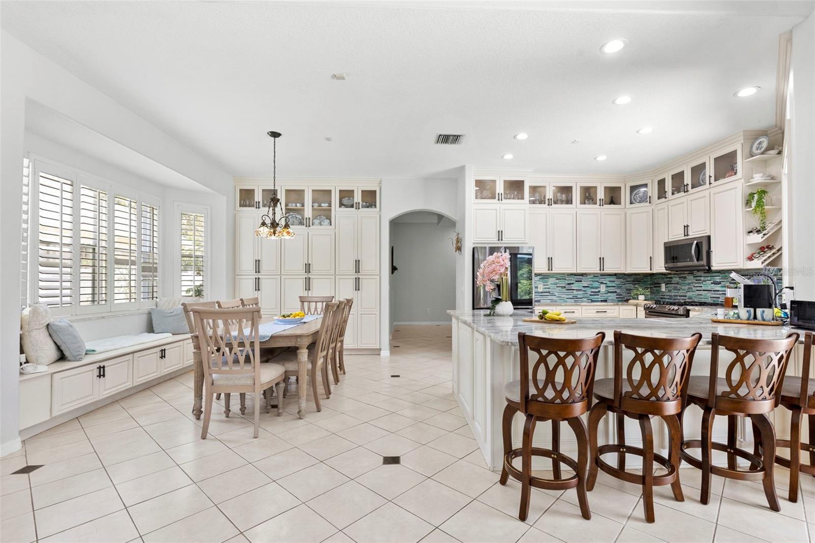 8380 GOLDEN PRAIRIE DR — photo 5