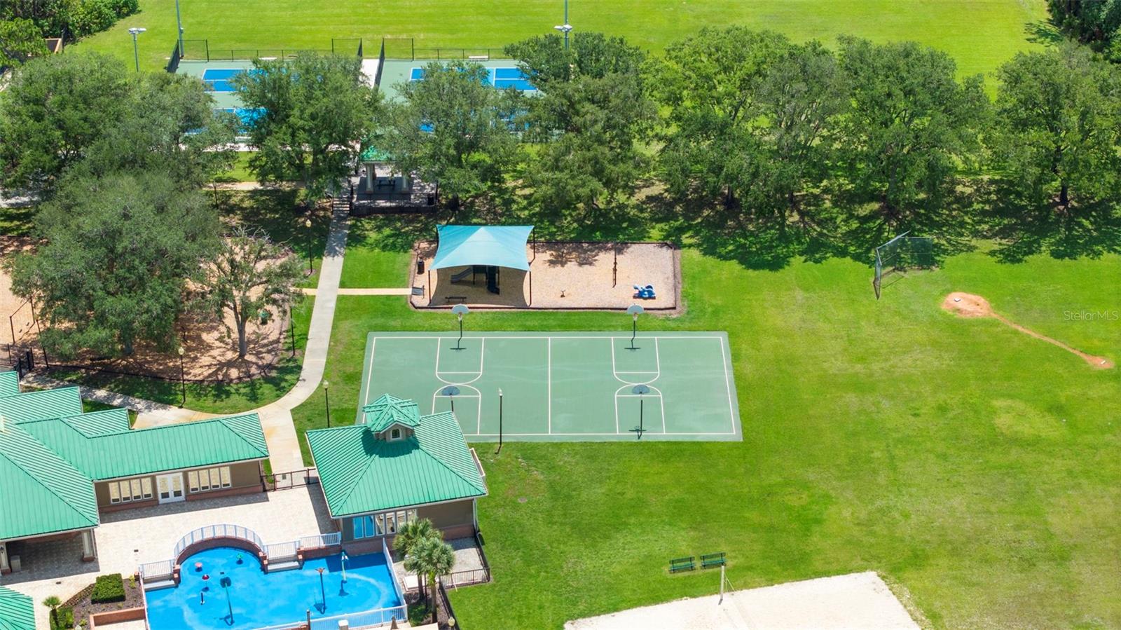 8380 GOLDEN PRAIRIE DR — photo 45