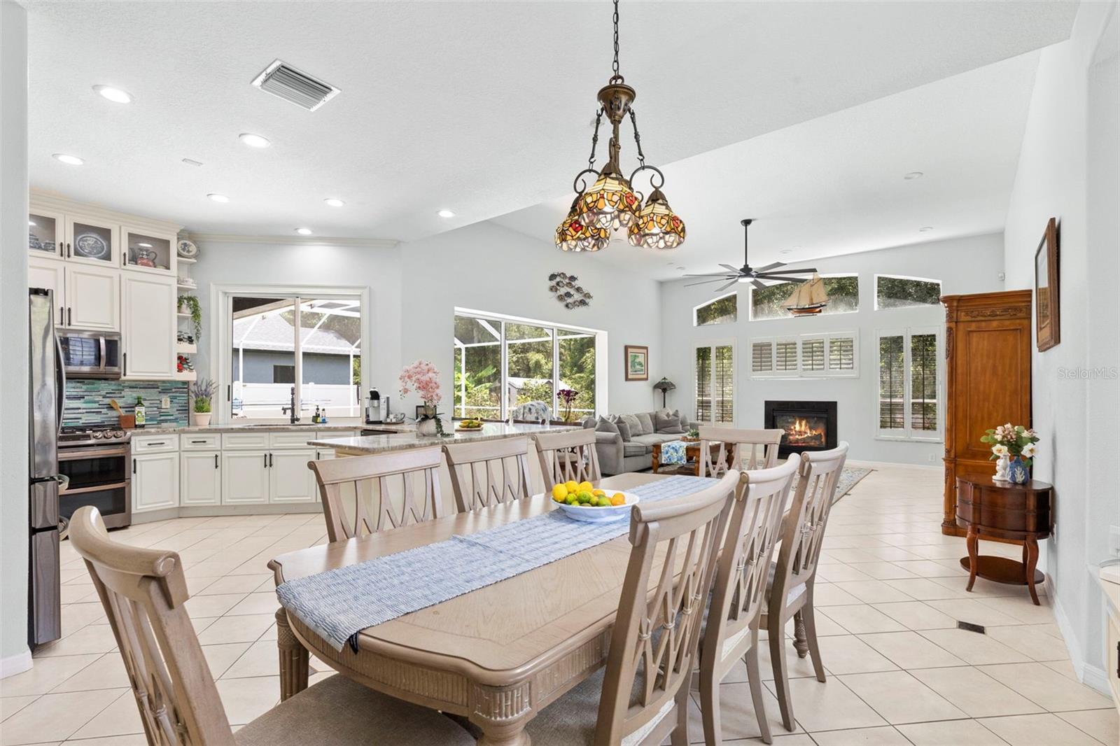 8380 GOLDEN PRAIRIE DR — photo 4