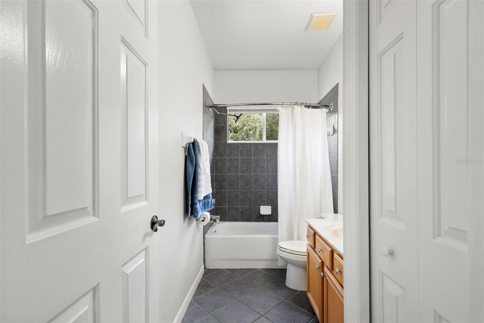 8380 GOLDEN PRAIRIE DR — photo 35