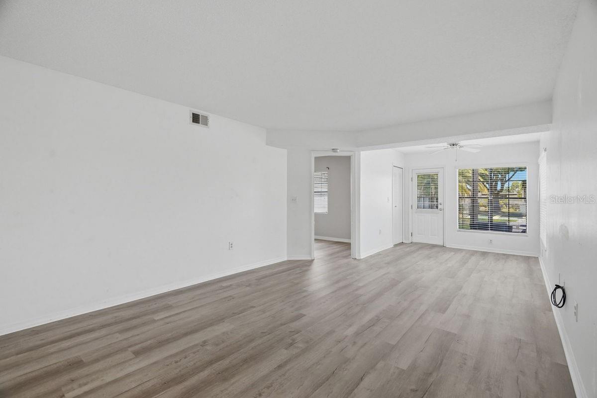 2400 WINDING CREEK BLVD #20A-109 — photo 8