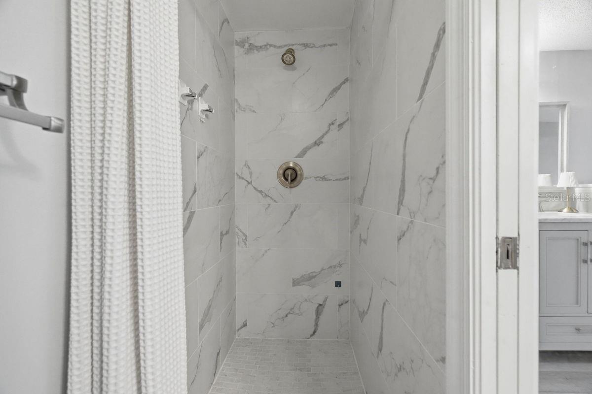 2400 WINDING CREEK BLVD #20A-109 — photo 24