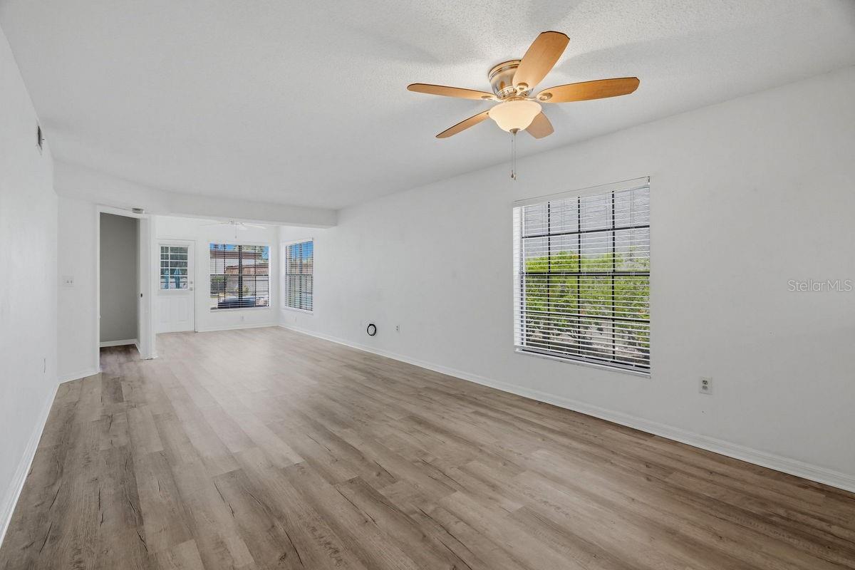 2400 WINDING CREEK BLVD #20A-109 — photo 18