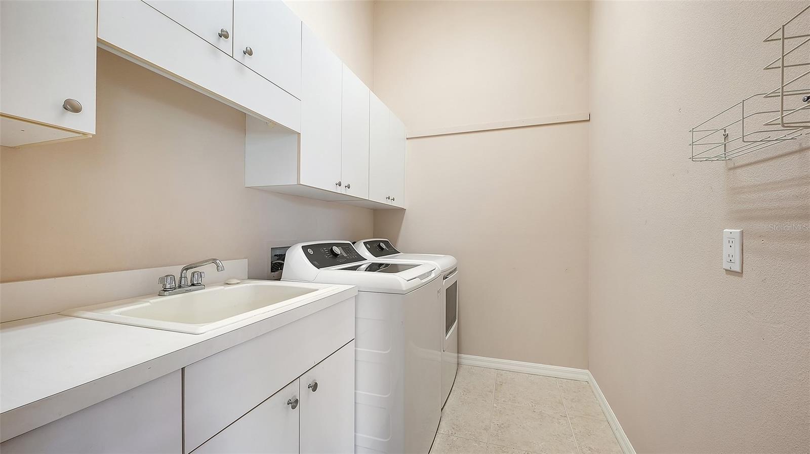 1104 MALLARD MARSH DR — photo 43
