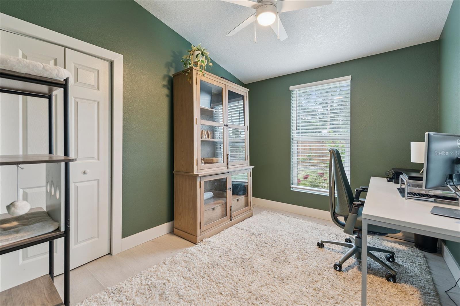 302 W COMANCHE AVE — photo 23