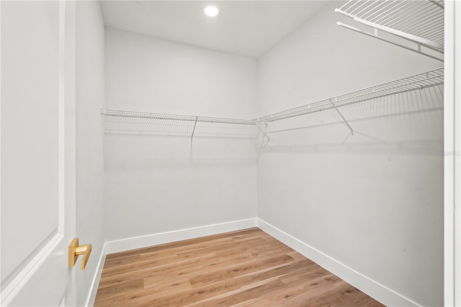 1121 ENGMAN ST — photo 17