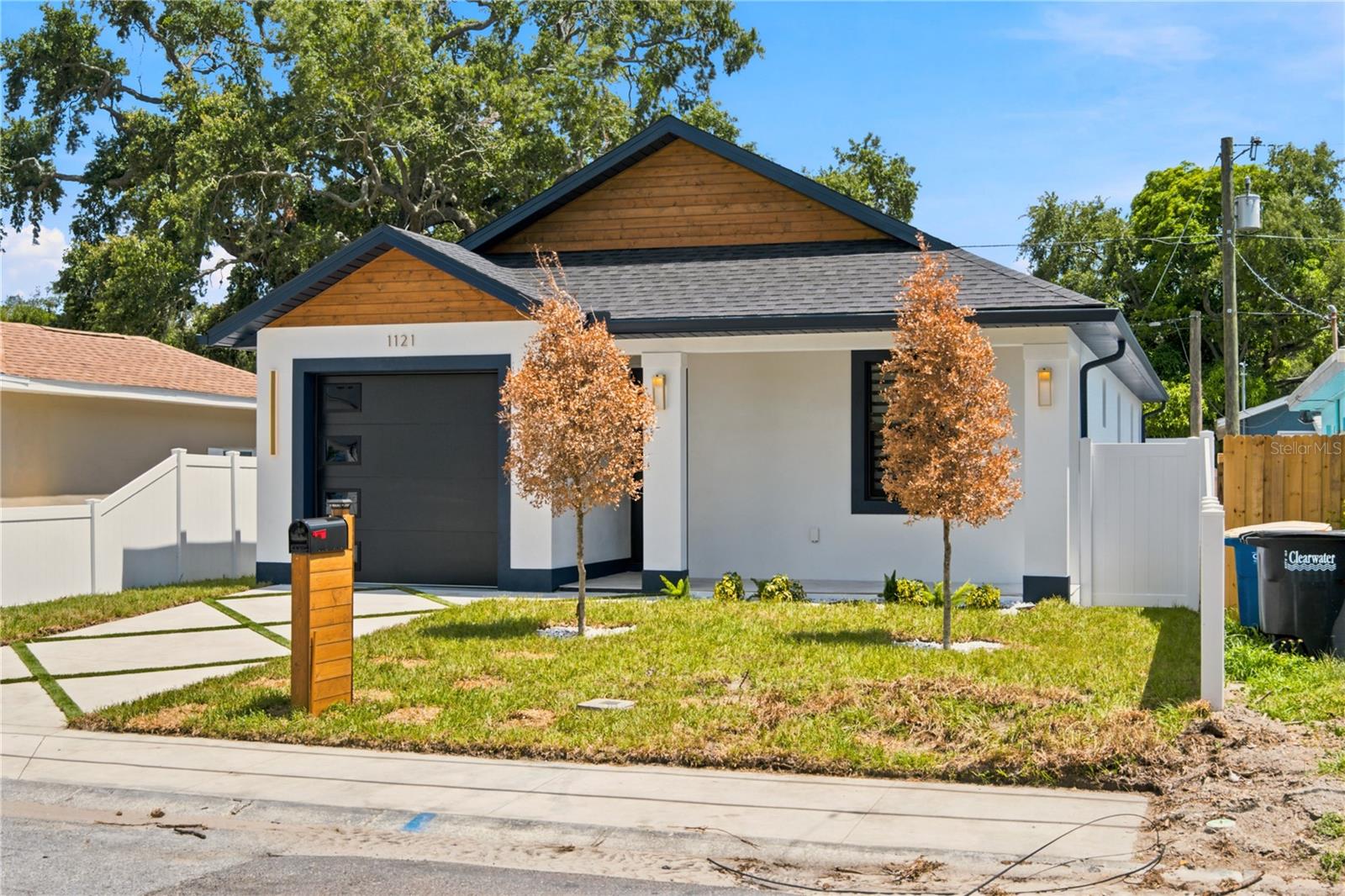 1121 ENGMAN ST — photo 3