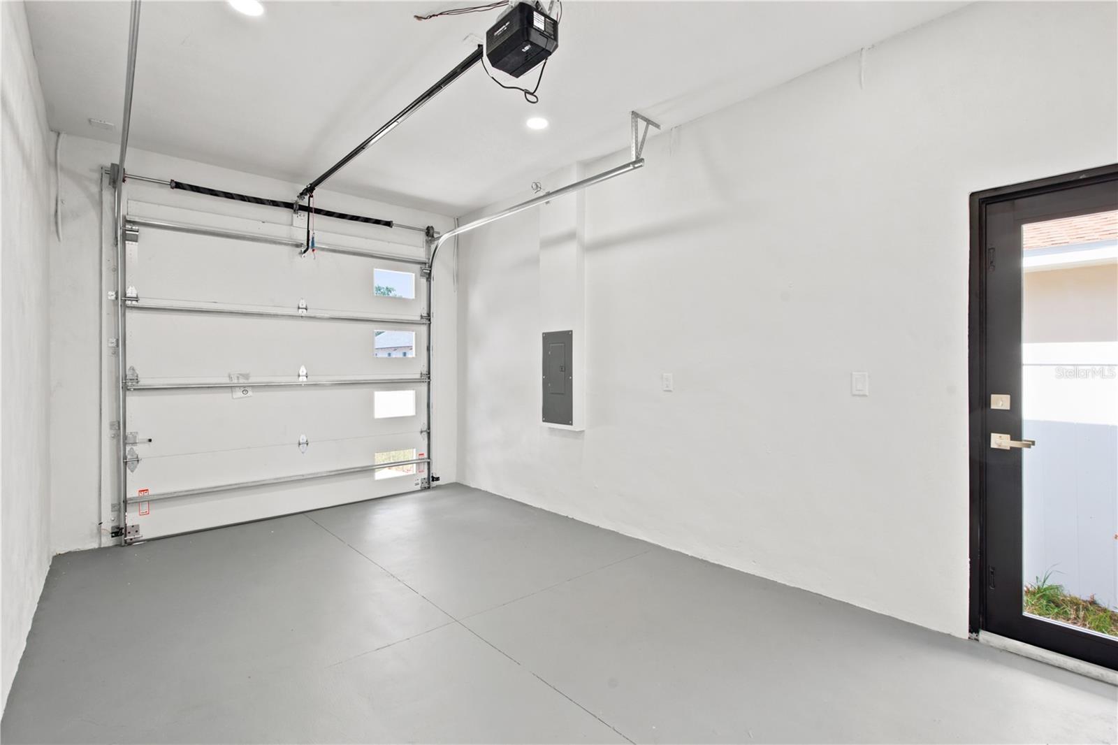 1121 ENGMAN ST — photo 32