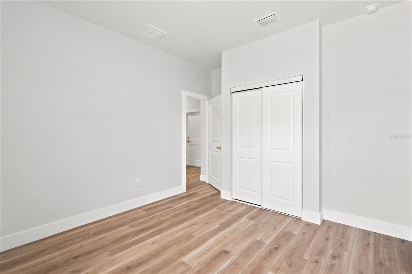 1121 ENGMAN ST — photo 29