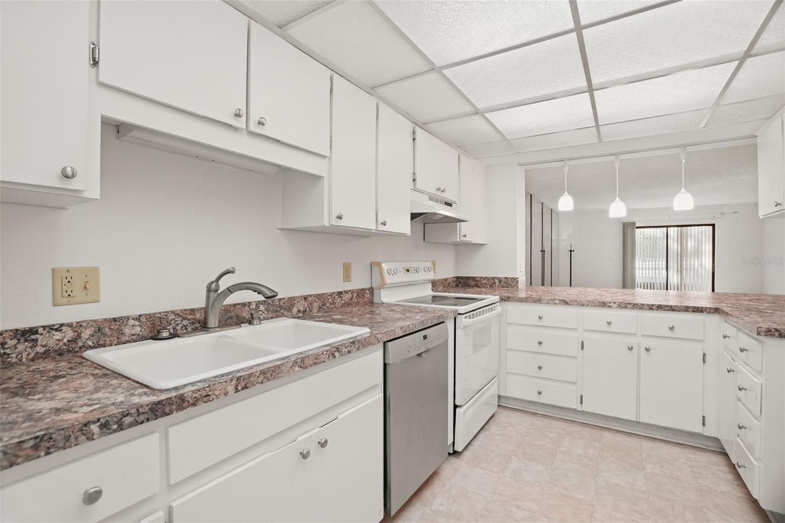 1200 TARPON WOODS BLVD #L4 — photo 4