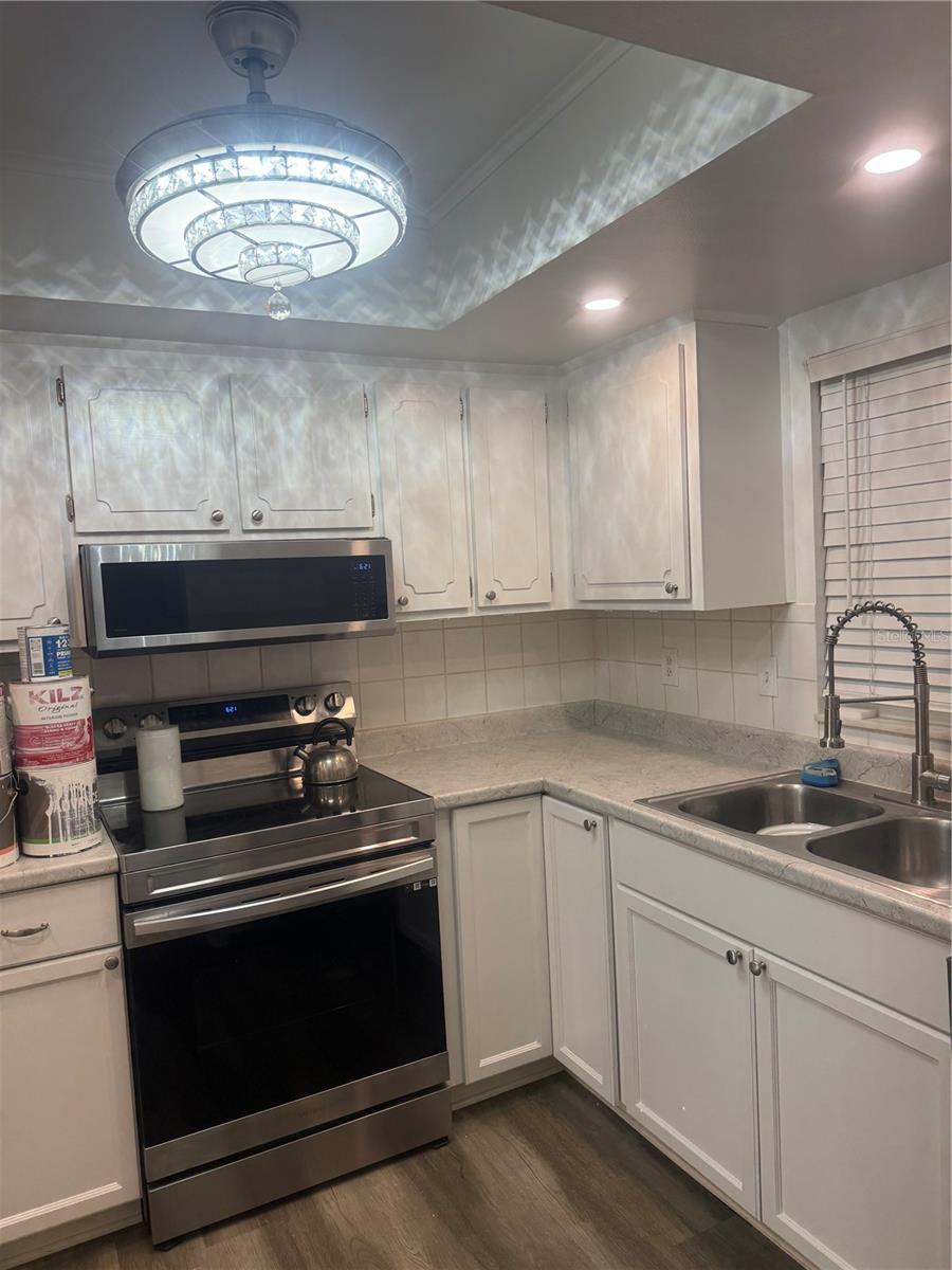 1100 E BAY DR #96 — photo 3