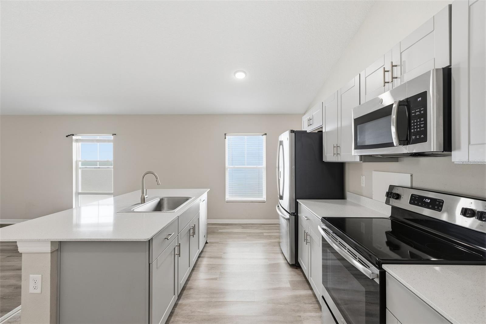 13011 PENNYBROOK DR — photo 10