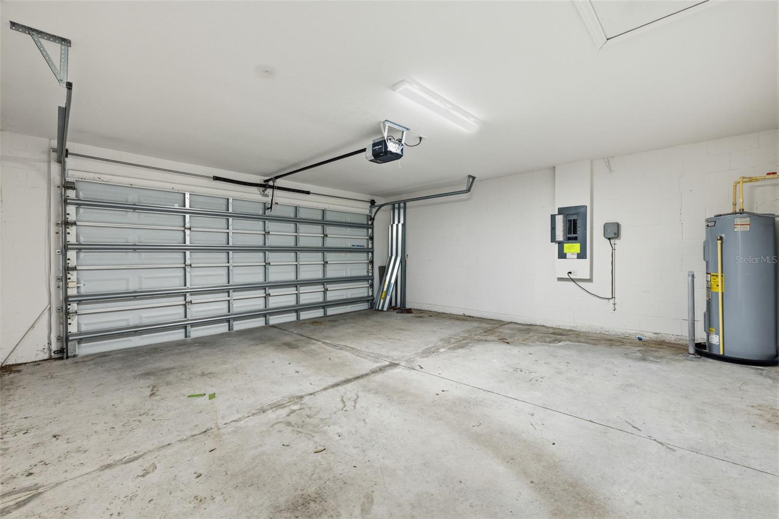 13011 PENNYBROOK DR — photo 25