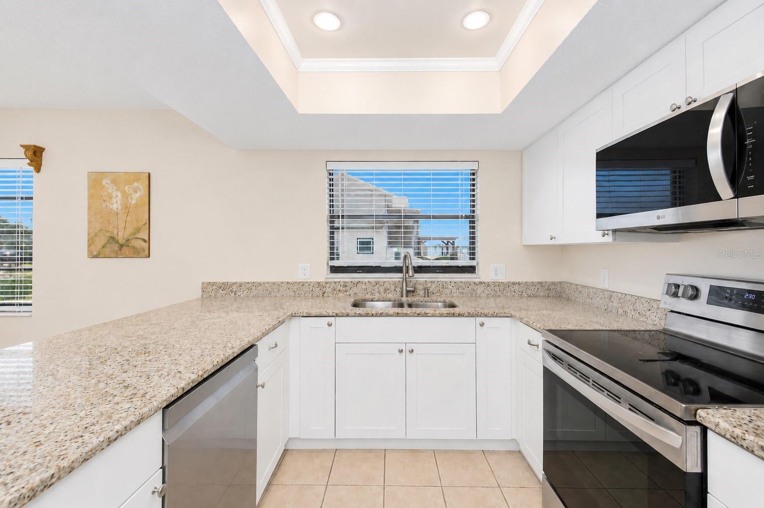 13525 CLAUDIA DR — photo 22