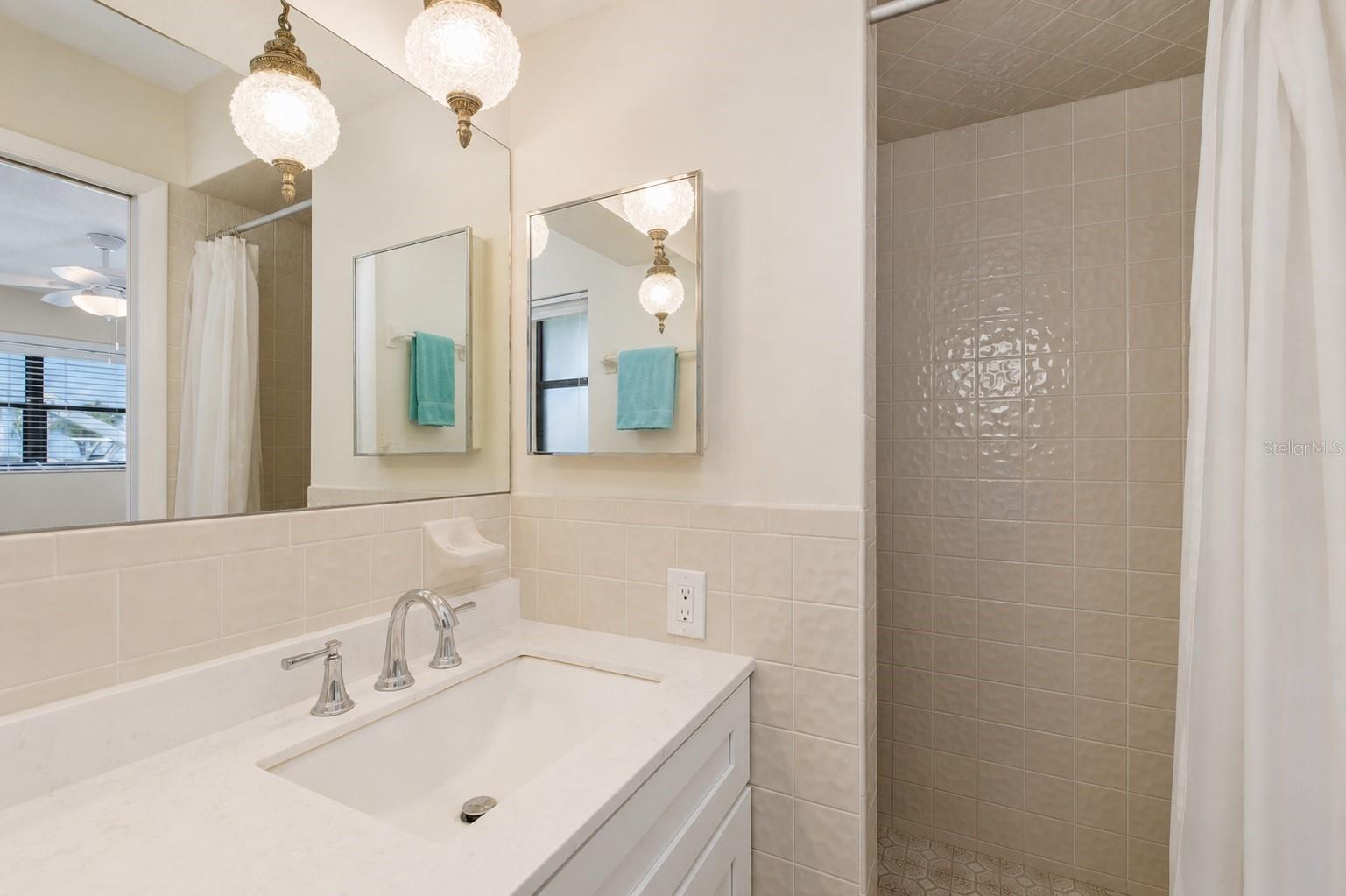 13525 CLAUDIA DR — photo 36
