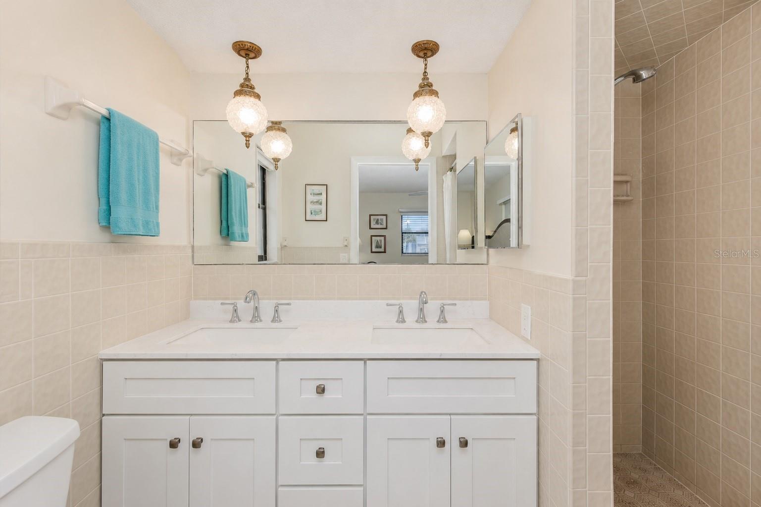 13525 CLAUDIA DR — photo 35