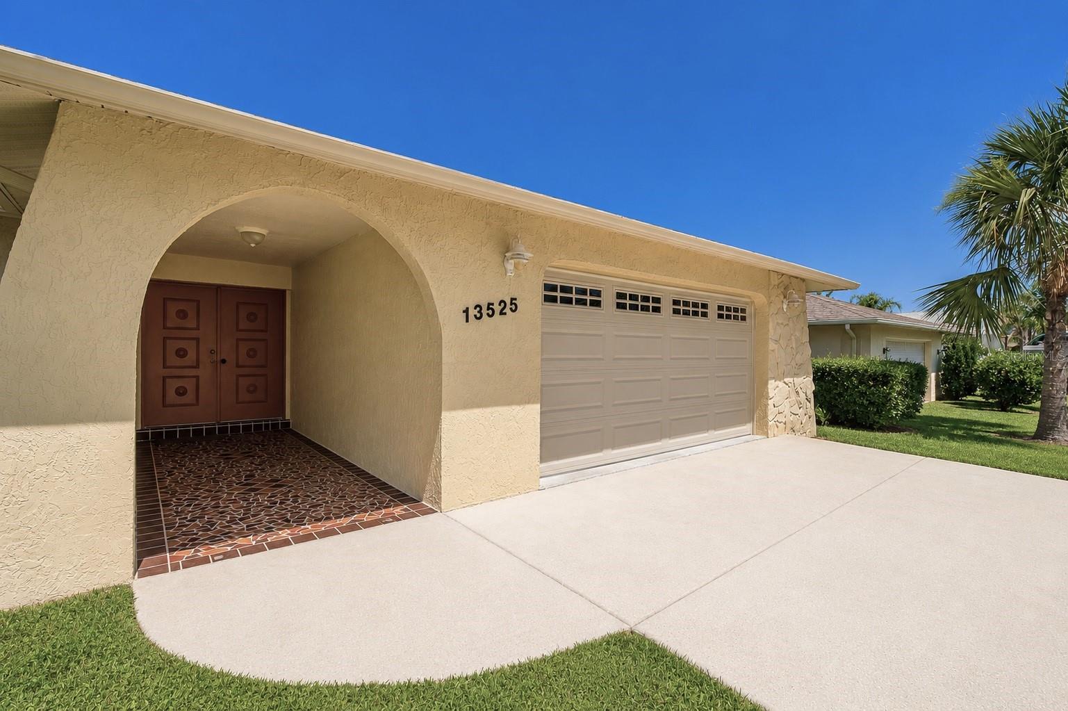 13525 CLAUDIA DR — photo 13