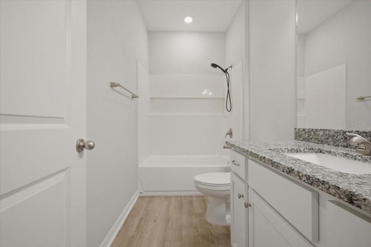 4165 TWINBUSH TER — photo 26
