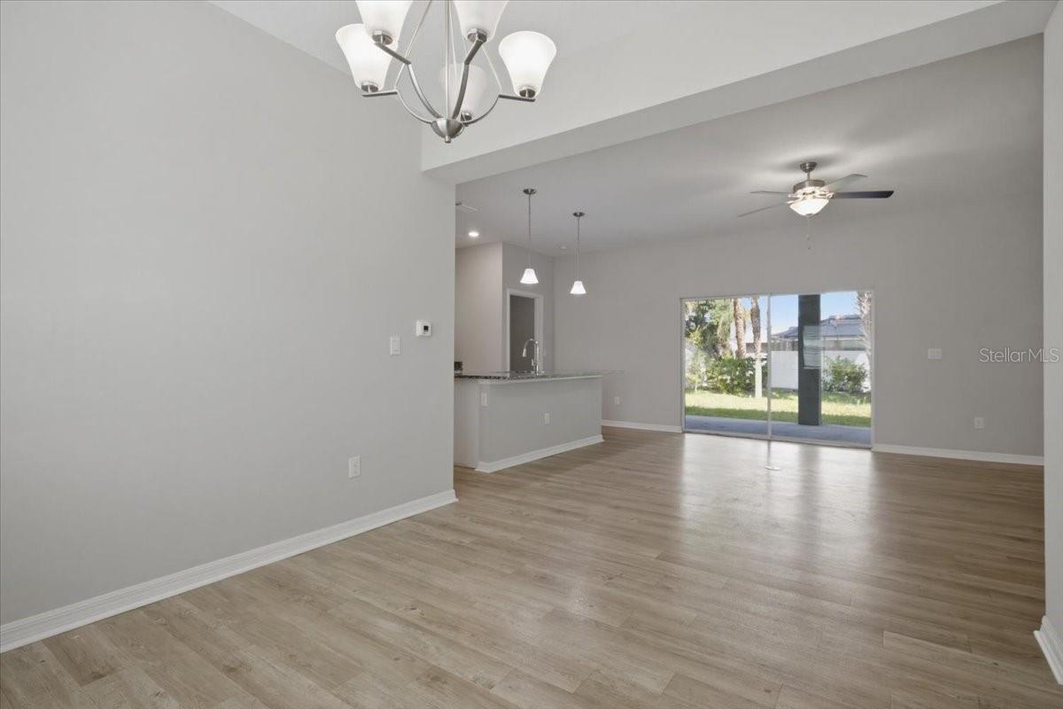 4165 TWINBUSH TER — photo 14
