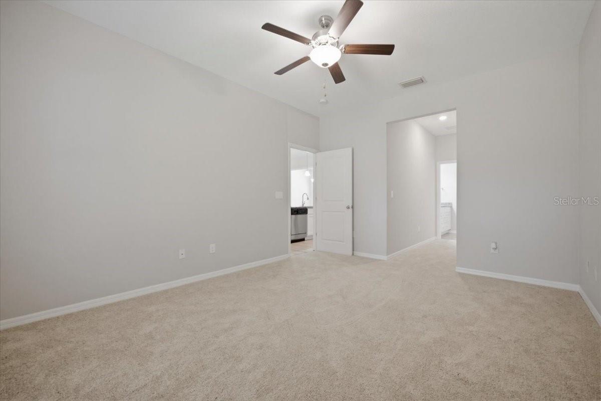 4165 TWINBUSH TER — photo 17