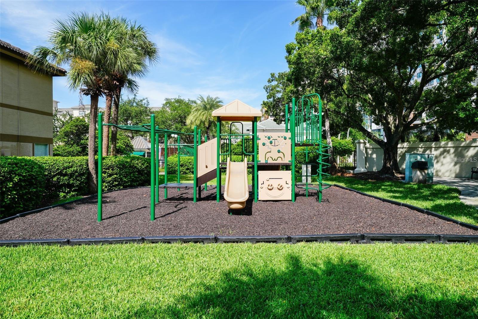 716 PROMENADE PL — photo 39