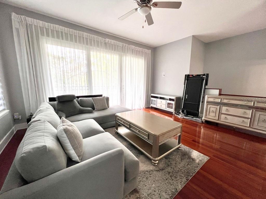 716 PROMENADE PL — photo 8