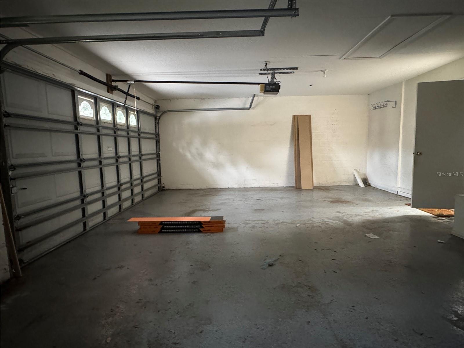 10207 QUAILS LANDING AVE — photo 46