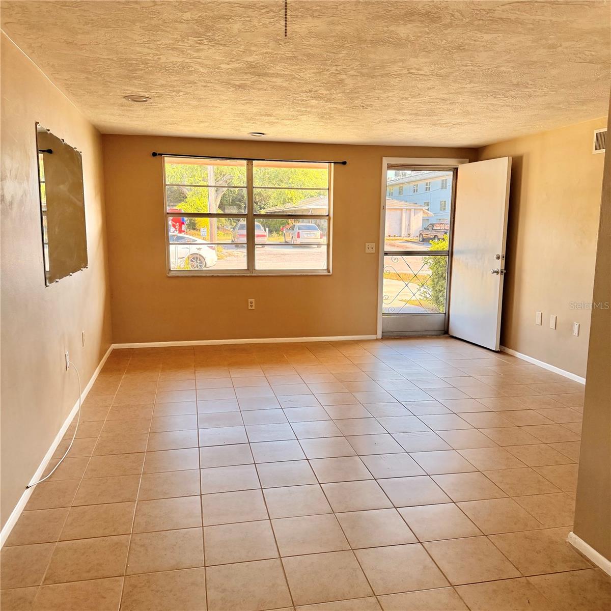 5401 PASADENA DR — photo 3