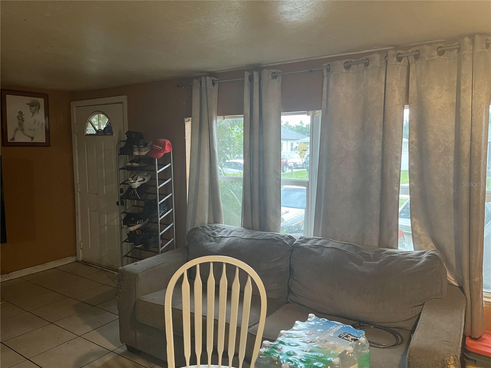 1127 AUBURN ST — photo 10