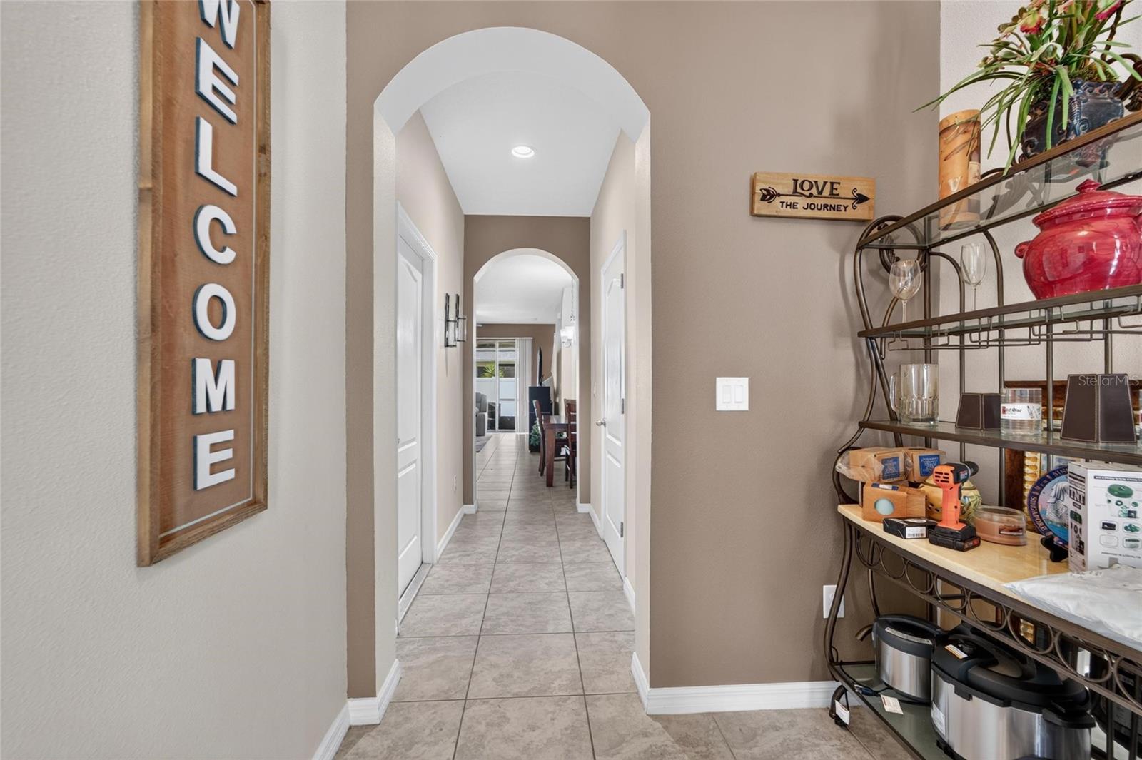10411 RED CARPET CT — photo 5