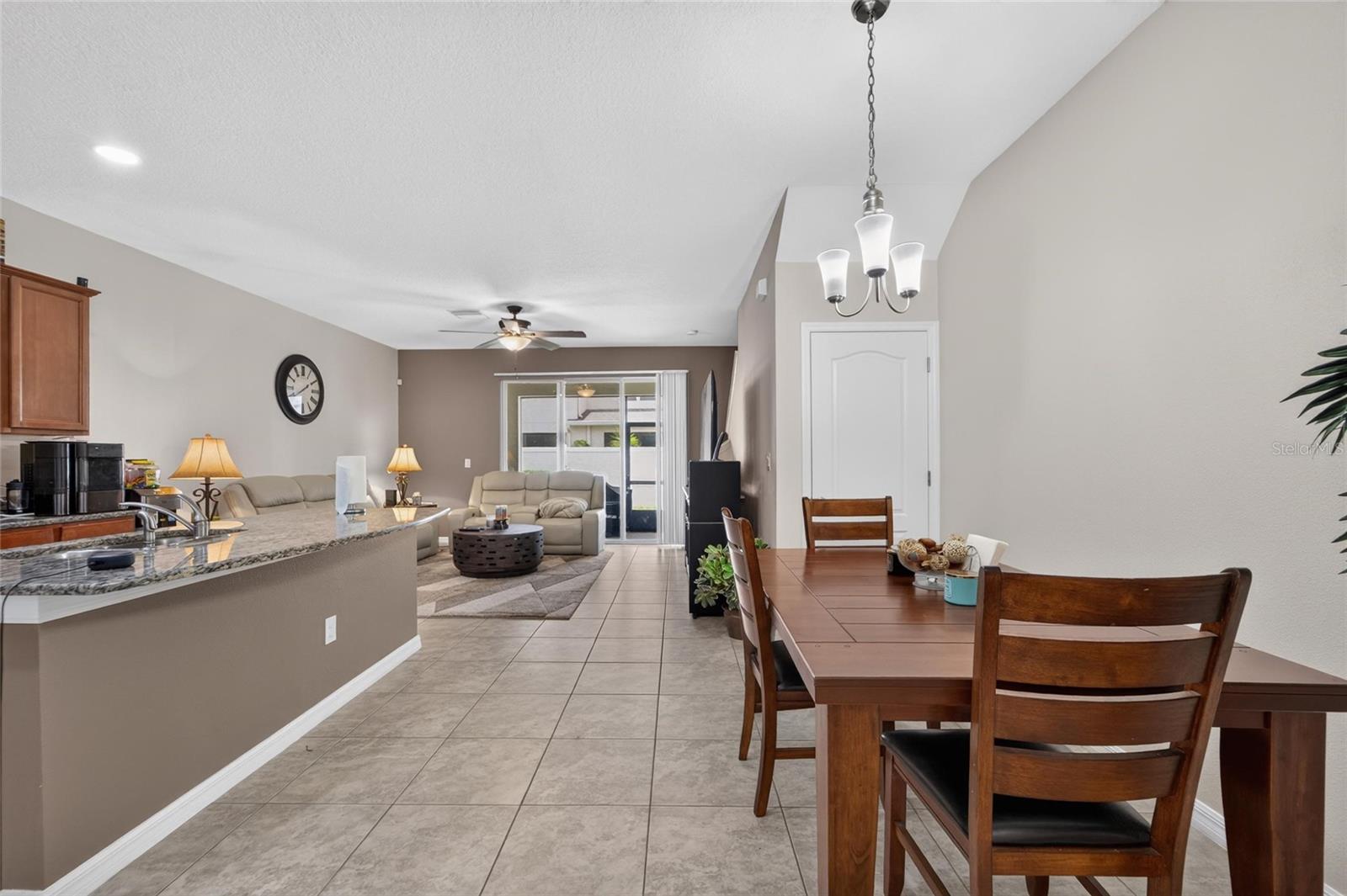 10411 RED CARPET CT — photo 25
