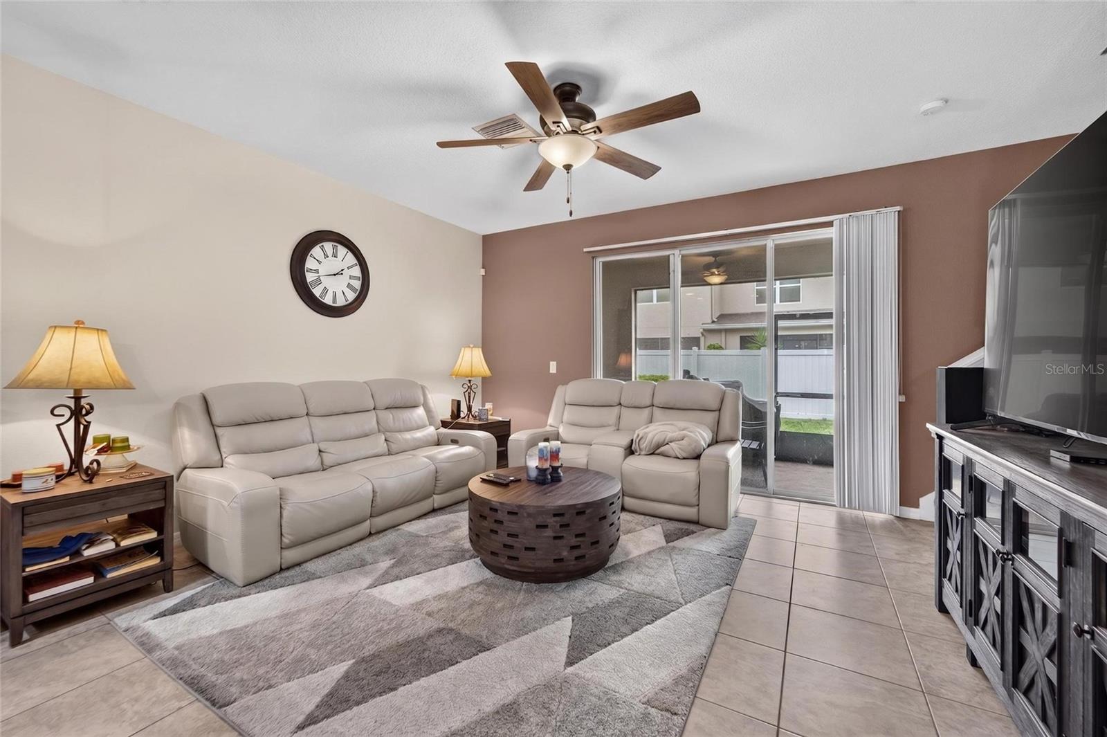 10411 RED CARPET CT — photo 27