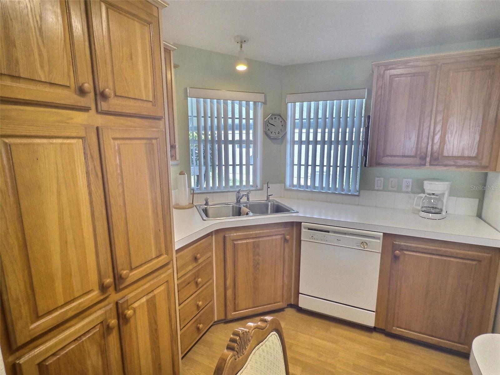 136 PINDO PALM ST W — photo 5