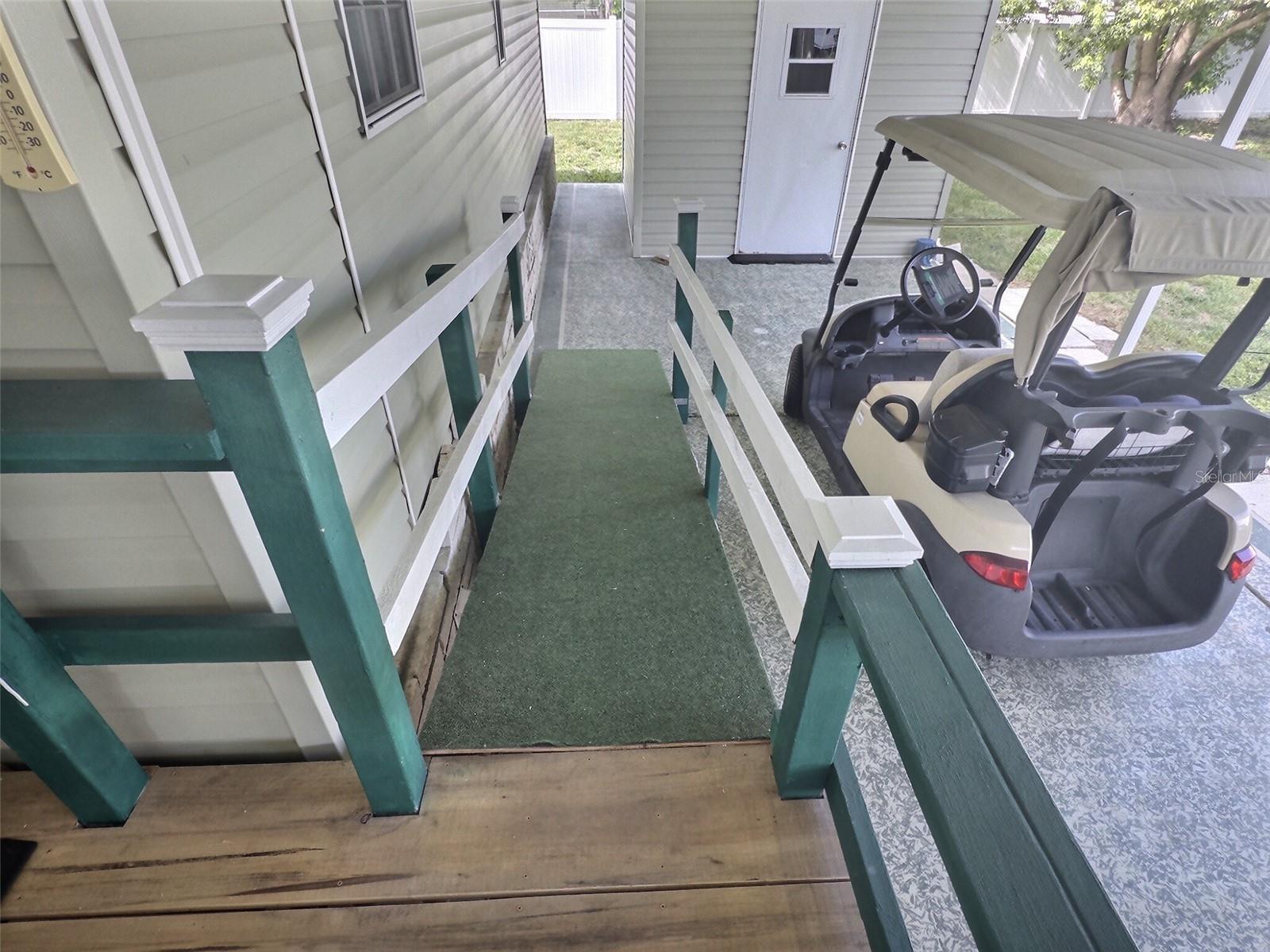 136 PINDO PALM ST W — photo 15