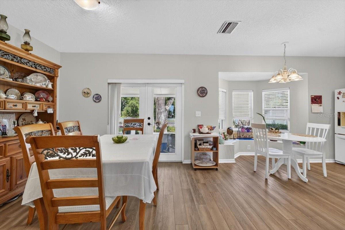 6615 SUMMER COVE DR — photo 18