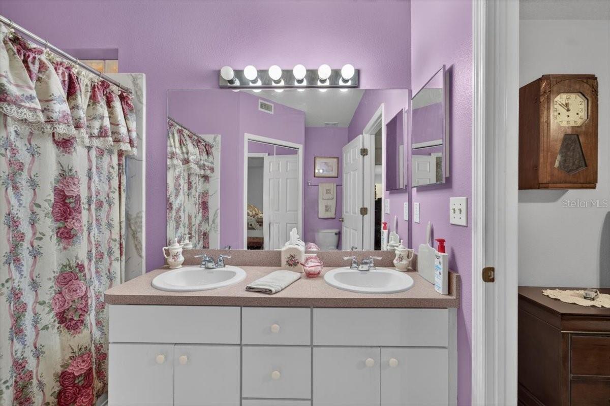 6615 SUMMER COVE DR — photo 24