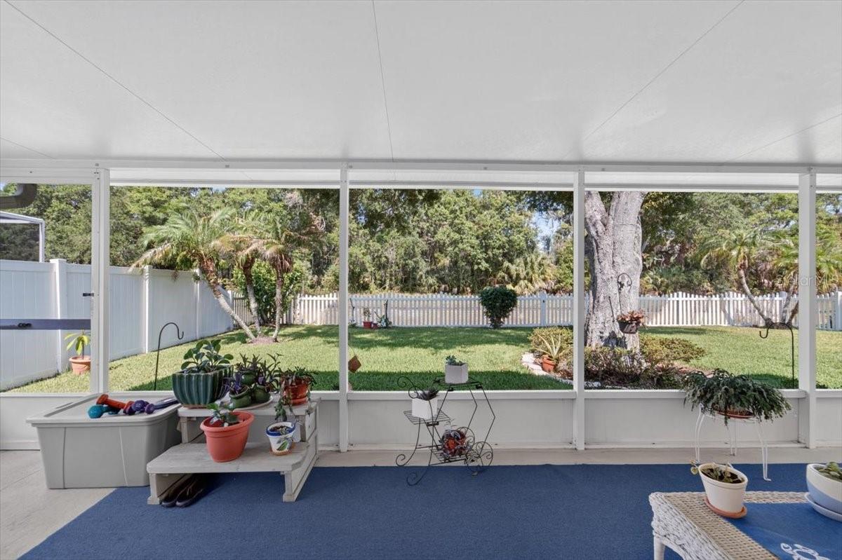 6615 SUMMER COVE DR — photo 40