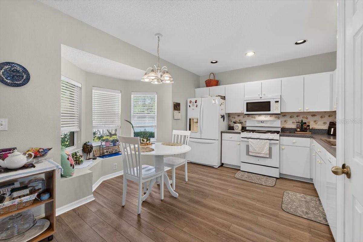6615 SUMMER COVE DR — photo 12