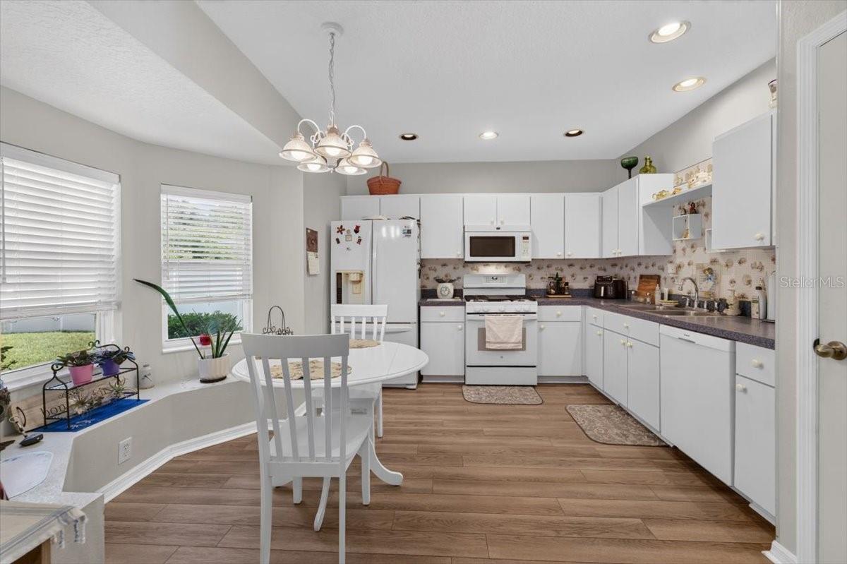 6615 SUMMER COVE DR — photo 15