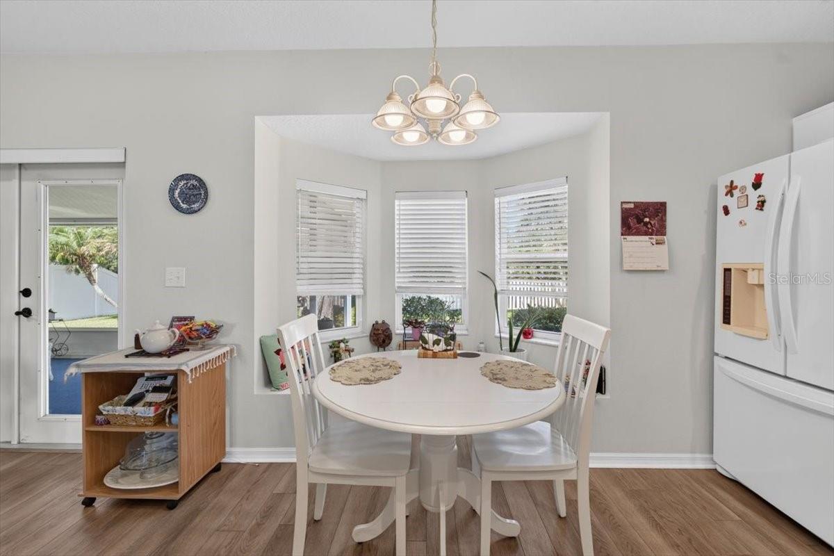 6615 SUMMER COVE DR — photo 13