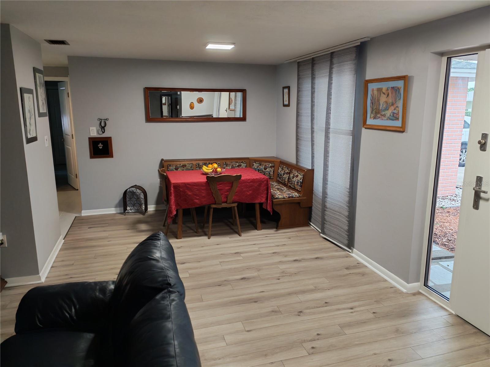 7708 ROSEWOOD DR — photo 33