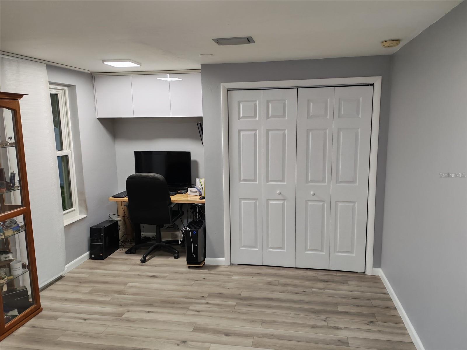 7708 ROSEWOOD DR — photo 40